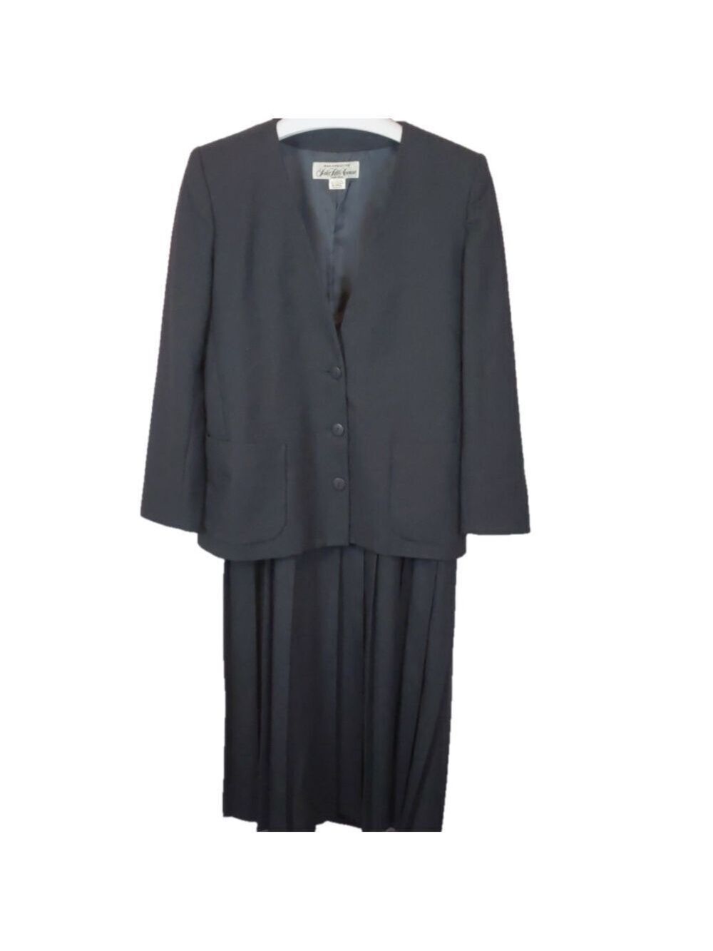 Saks FIFTH AVENUE - Vintage wool pleated skirt set size 10